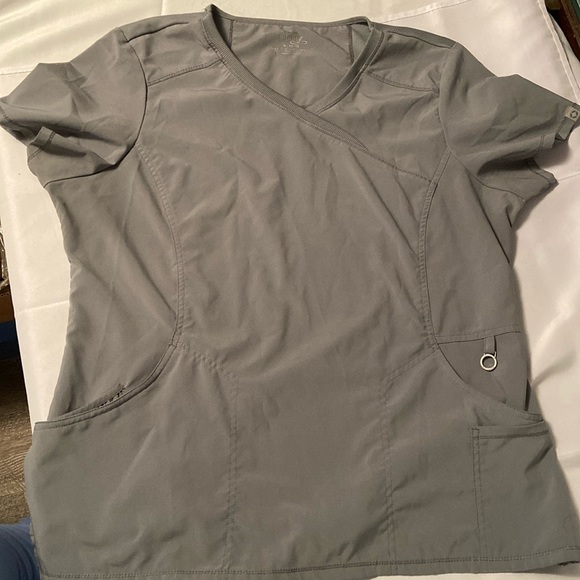 Grey XL Cherokee Infinity Scrub Top - Picture 1 of 4